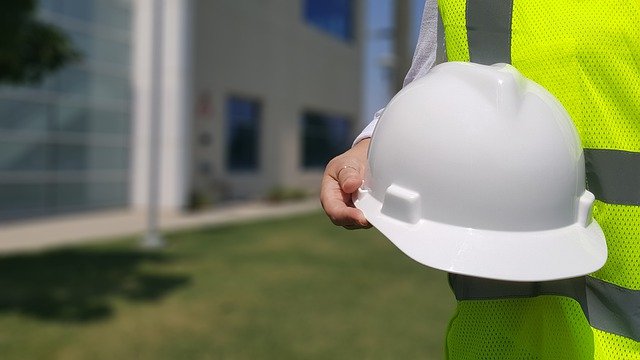 Sicurezza sul lavoro, recepite le Direttive su Dpi e agenti biologici