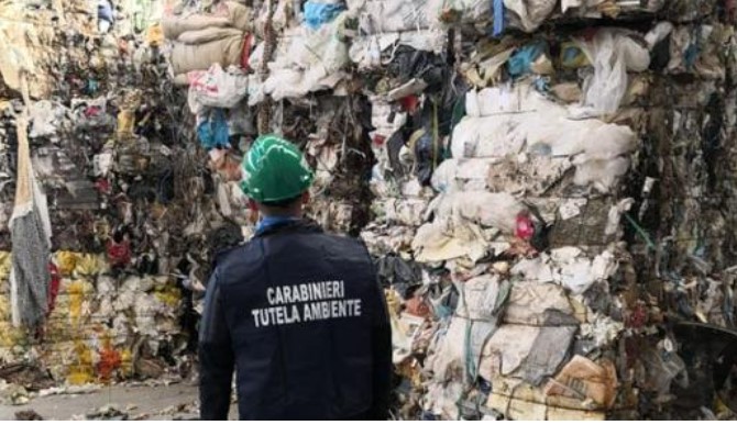 Mediatore, Intermediario senza detenzione dei rifiuti e Waste Manager: nozione e obblighi correlati.
La Corte di Cassazione spariglia le carte e crea un po’ di confusione. Un’occasione persa per fare chiarezza.