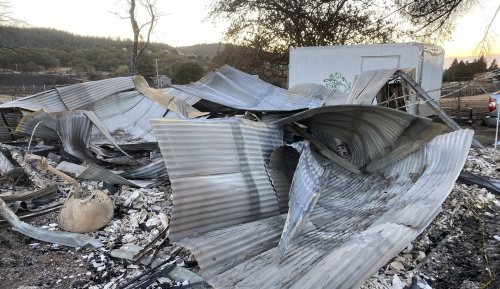 La Corte di Cassazione interviene ancora per chiarire la differenza tra discarica abusiva di rifiuti e il deposito incontrollato di rifiuti.
Un...